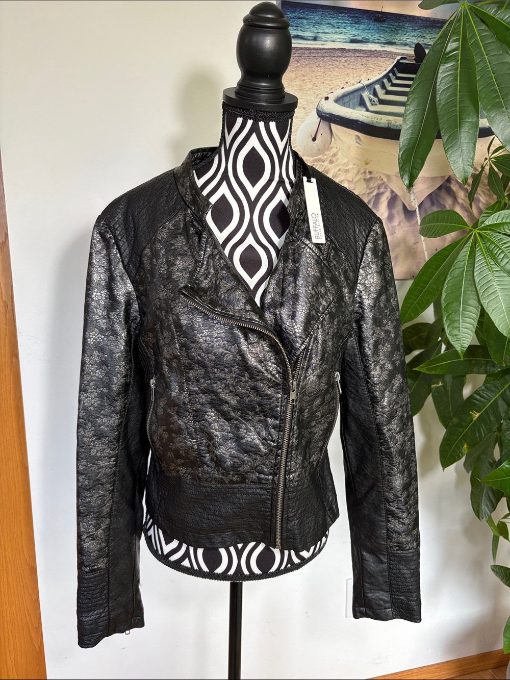 NWT Buffalo David Bitton Black Textured  Moto Jacket super cap